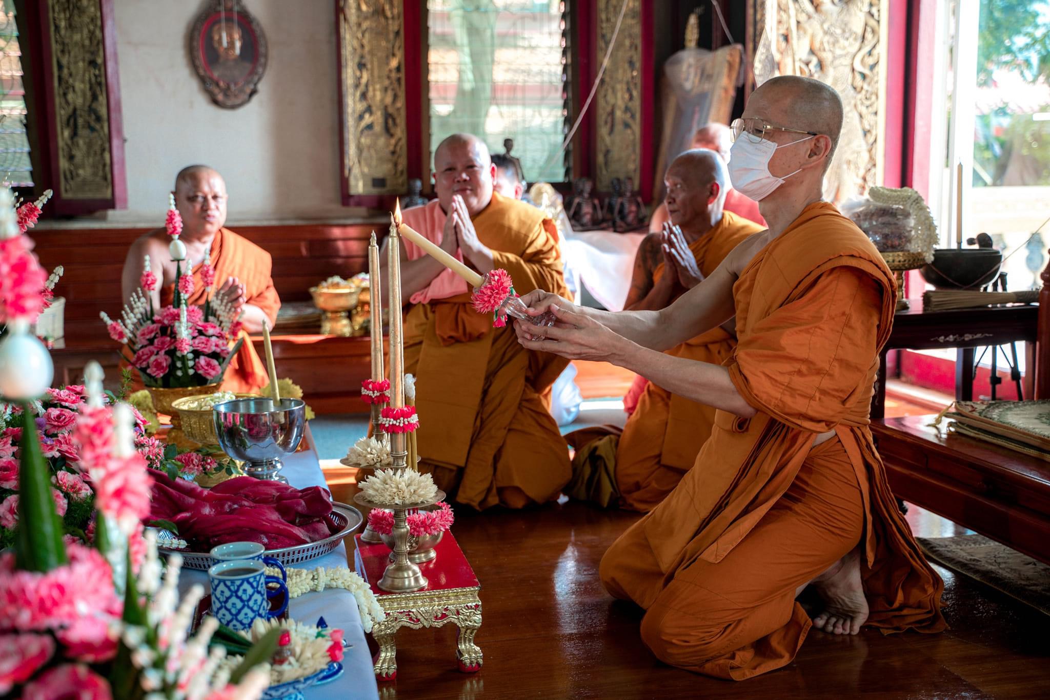 ตะกรุดมหาสะท้อนเนื้อเงิน 4 นิ้ว วัดโพธิผักไห่ หลวงพ่อเล็ก วัดท่าขนุน พุทธาภิเษก ปี 67