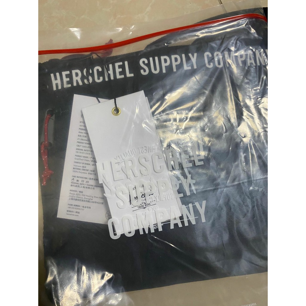 กระเป๋าสะพายข้าง Herschel Alder OG - Black Mesh ของแท้ พร้อมส่งจากไทย