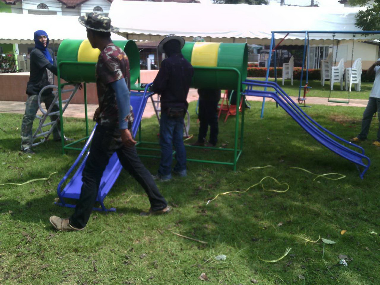 รหัส PG ผลงานติดตั้ง (หมู่บ้านซื่อตรง-บางบัวทอง จ.นนทบุรี) เครื่องเล่นสนามกลางแจ้งสำหรับเด็ก