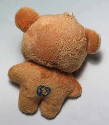 ตุ๊กตาหมีที่ไปเที่ยวกฐินปลดหนี้ที่เนปาลกับพระอาจารย์ มาพร้อมจาร