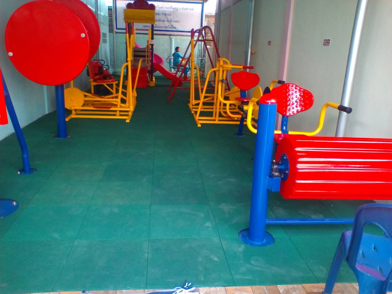 05-รหัส OUL ผลงานติดตั้ง (บริษัท ลัคกี้เท็คซ์ (ไทย) จำกัด(มหาชน) อ.เมือง จ.สมุทรปราการ) เครื่องออกกำลังกายกลางแจ้ง