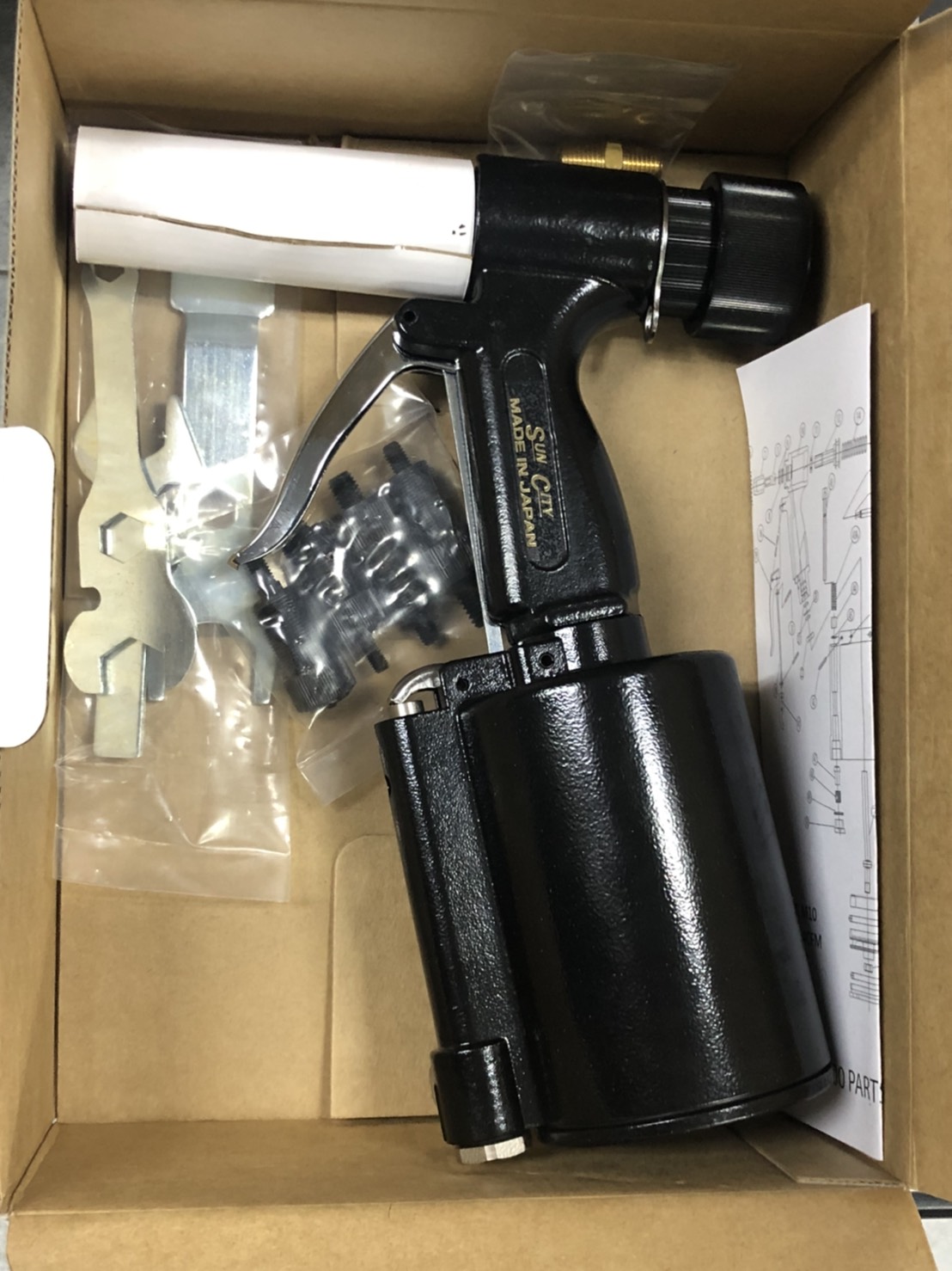 SUNCITY ซันซิตี้ เครื่องย้ำรีเวทน็อตลม ญี่ปุ่น รุ่น AN-800 น็อตขนาด M4,M5,M6,M8,M10 AIR NUT RIVETER