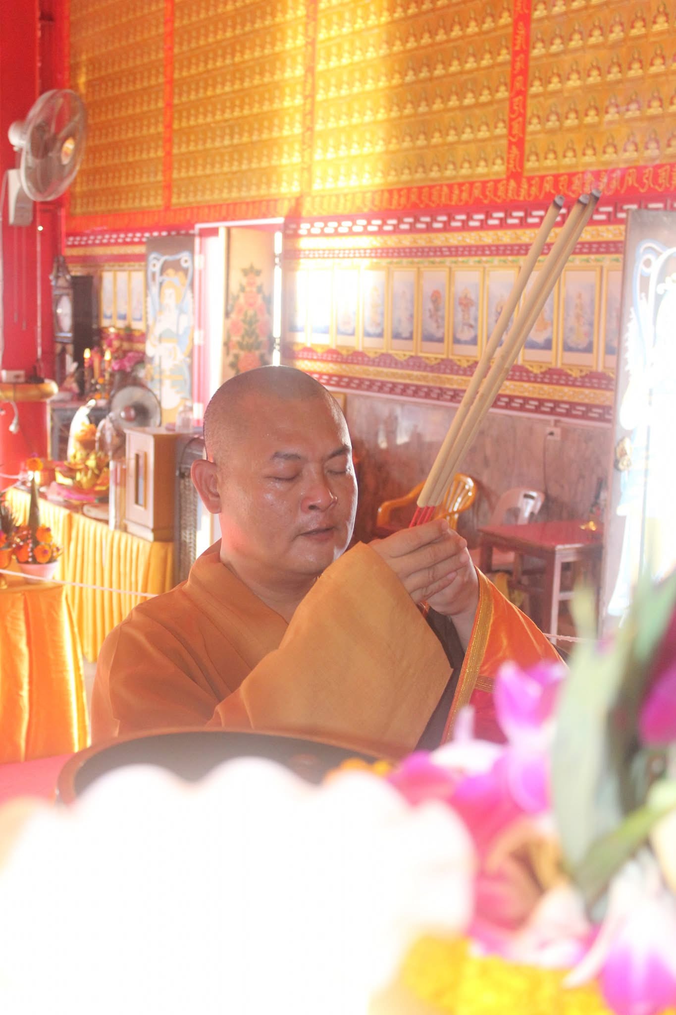 พระไภษัชยคุรประภาตถาคต รุ่น รักษาโรคภัย ปี 63 ครูบากฤษดาและรวมเกจิ