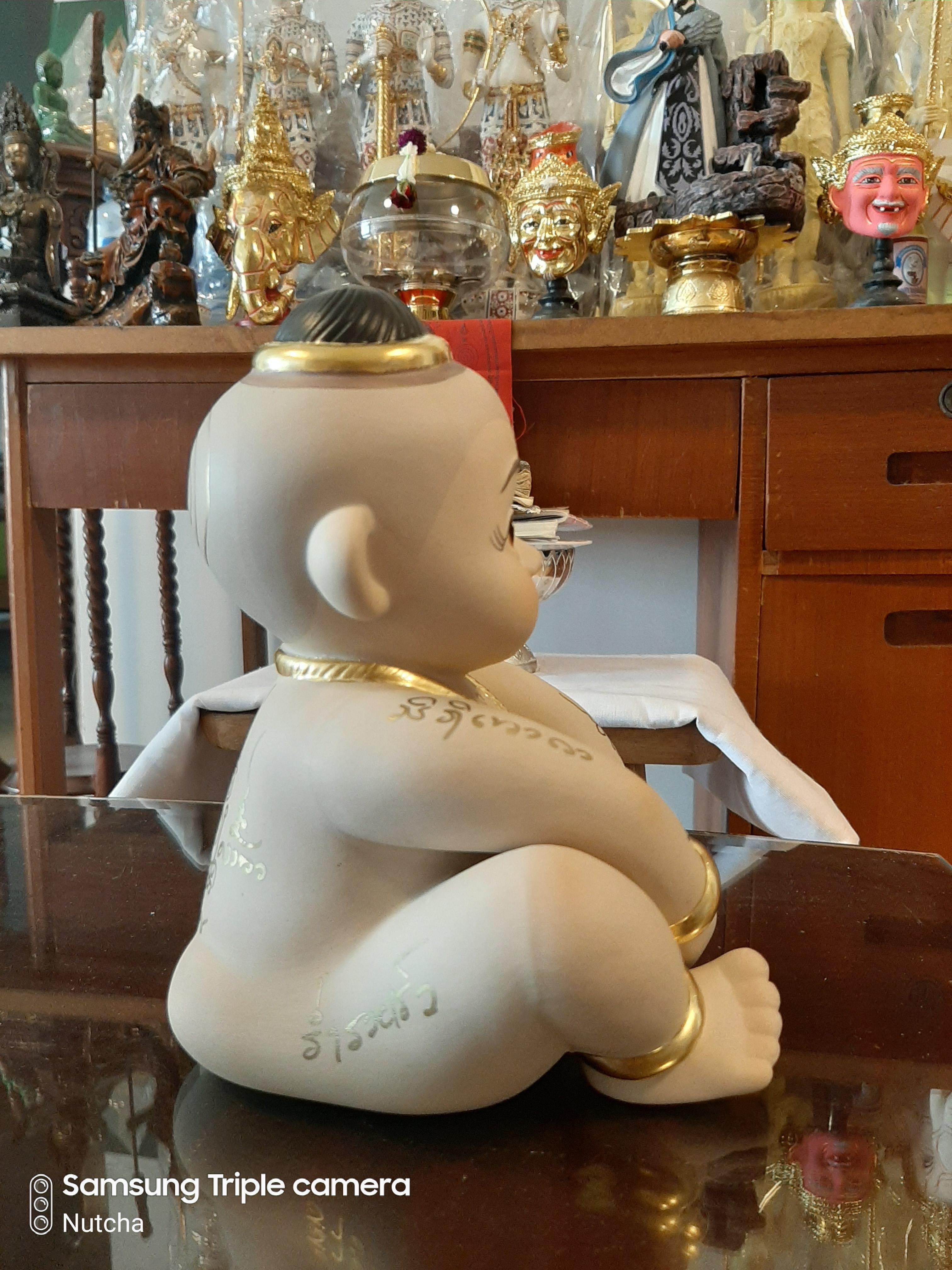 กุมารเทพ (โกยทรัพย์รับโชค) ลพ.เอก ; ร้านตั้งชื่อว่า นายดี