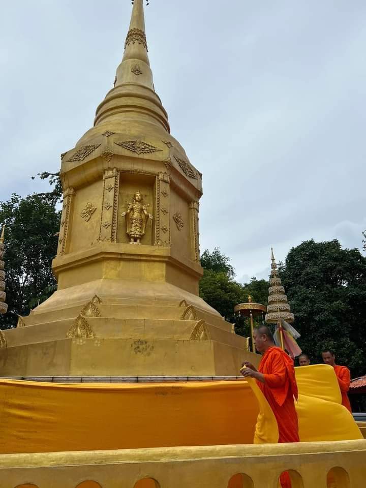 ธนบัตรดอลล่า หลวงพ่อบ๊ะ วัดโพธิ์ลังกา