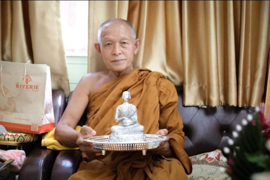 พระอุปคุต เนื้อเงินยวง หลวงพ่อวิชัย วัดแม่สะลาบ (ศิษย์ในสายหลวงพ่อฤาษีฯ หลวงปูดู่)