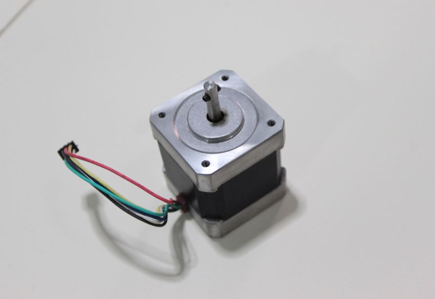 VEXTA Stepping motor DC 4 V 1.2A 2Phase 1.8Deg/step