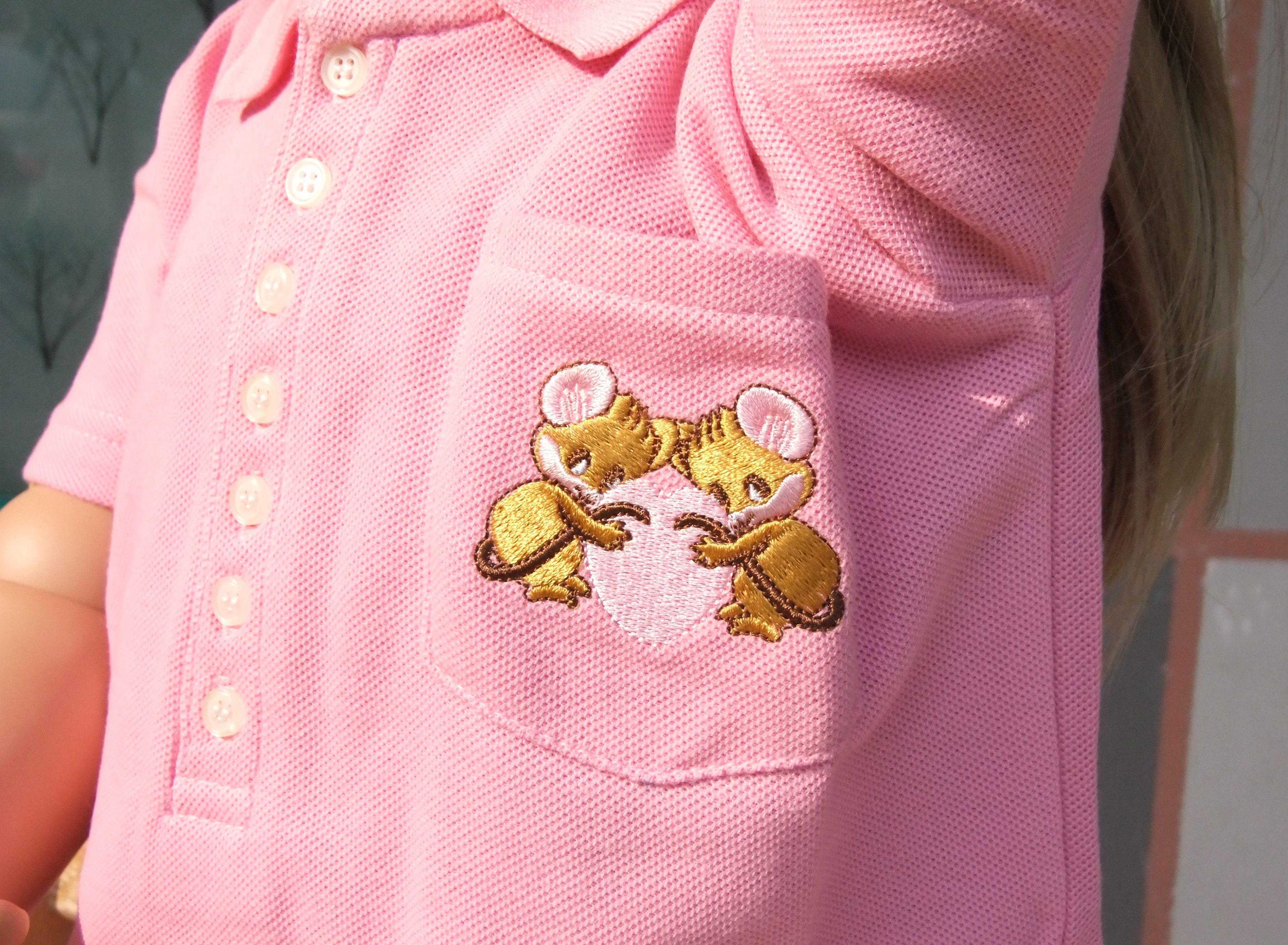 เสื้อโปโลเด็กกระเป๋ามีลายปัก