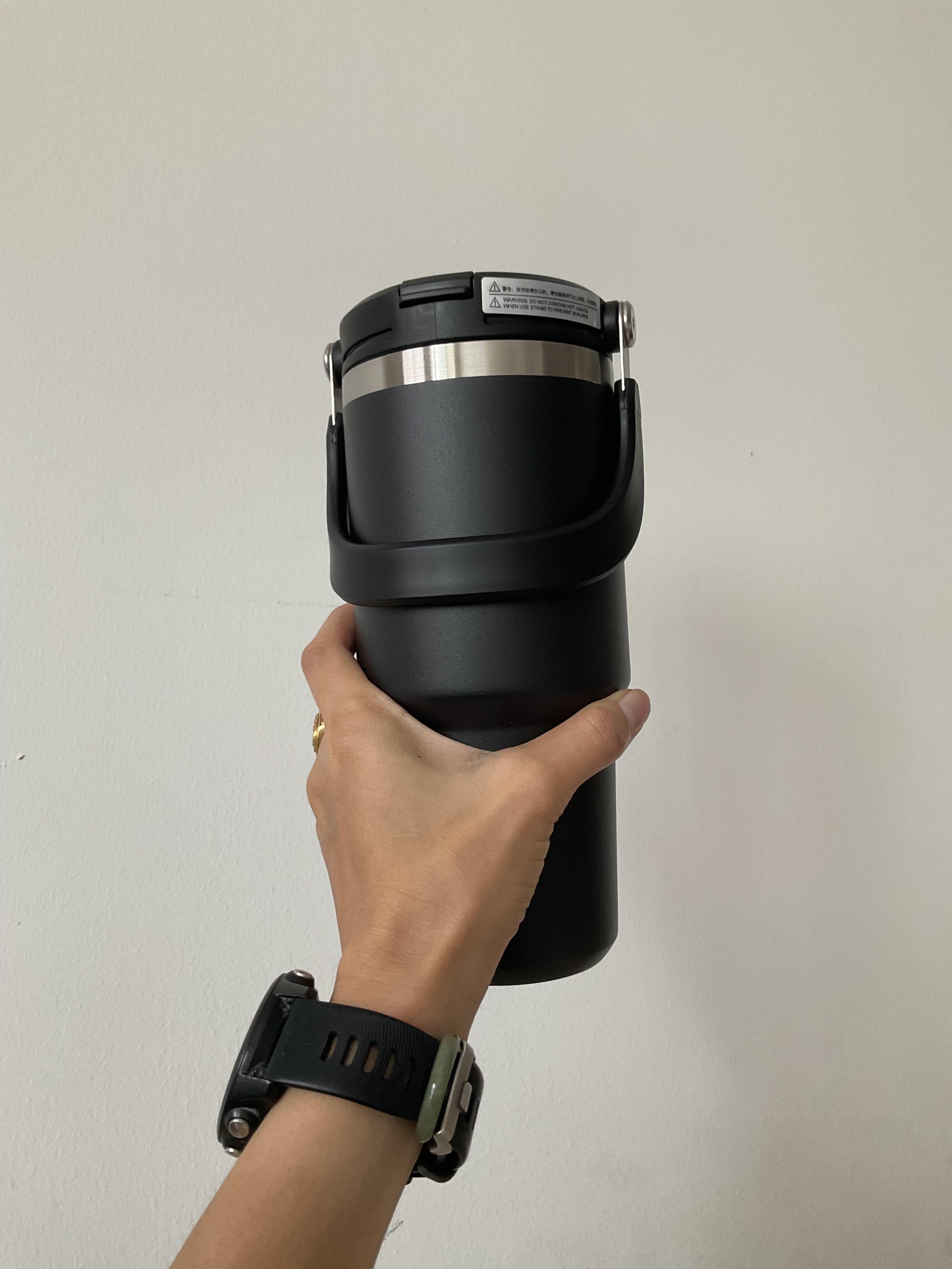 แก้วน้ำมนต์ หลวงพ่อบ๊ะ