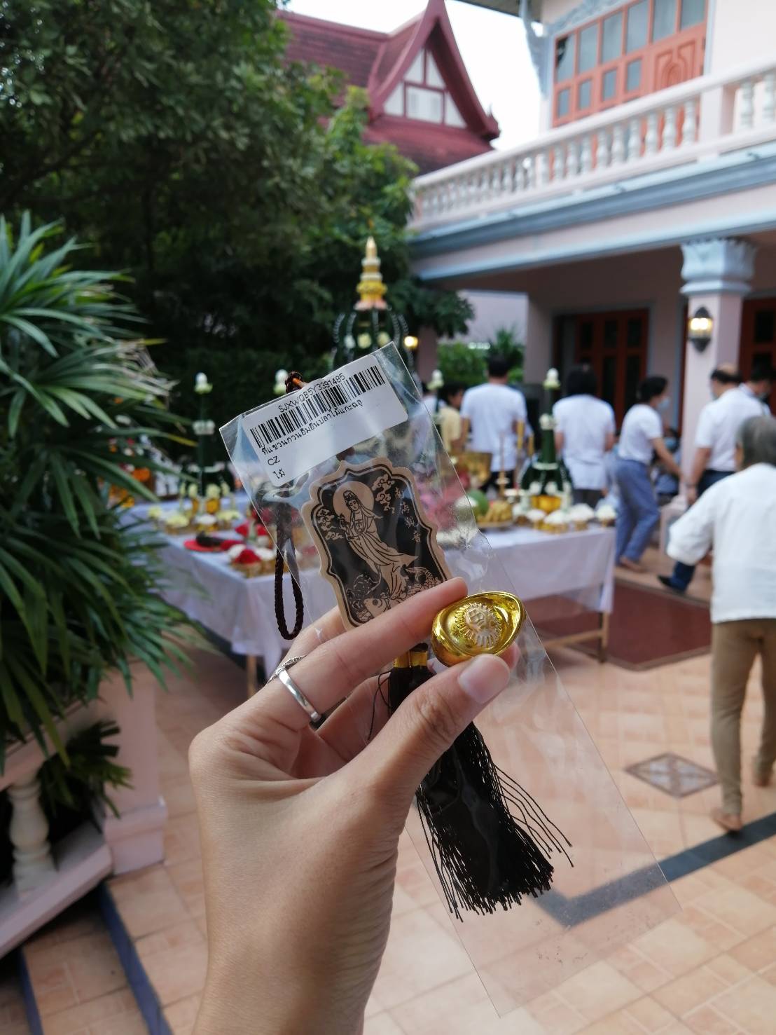 แม่กวนอิม (พอร์ตแลนสีขาว) 5.5 นิ้ว พิธีแม่กวนอิมออกบวช ลพ.เอ บ้านสุมโน