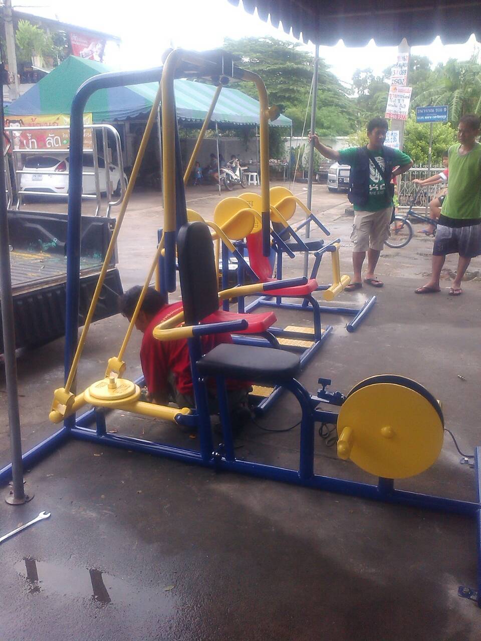 รหัส SM ผลงานติดตั้ง (หมู่บ้านธนวรรณ ซ.9 ถ.พหลโยธิน52 กรุงเทพฯ.) เครื่องออกกำลังกายกลางแจ้ง