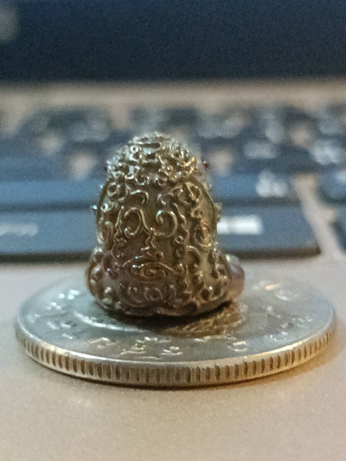 กบกินเดือนจิ๋วเนื้อเหล็กไหลงอก ๗ สี พระอาจารย์อุวิจิ่งต่า ครูบากฤษดา สุเมโธ พุทธาภิเษก