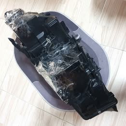 โคมไฟหน้าข้างขวา มือสอง BMW G20 หน้ามีรอยถลอก ขายตามสภาพ