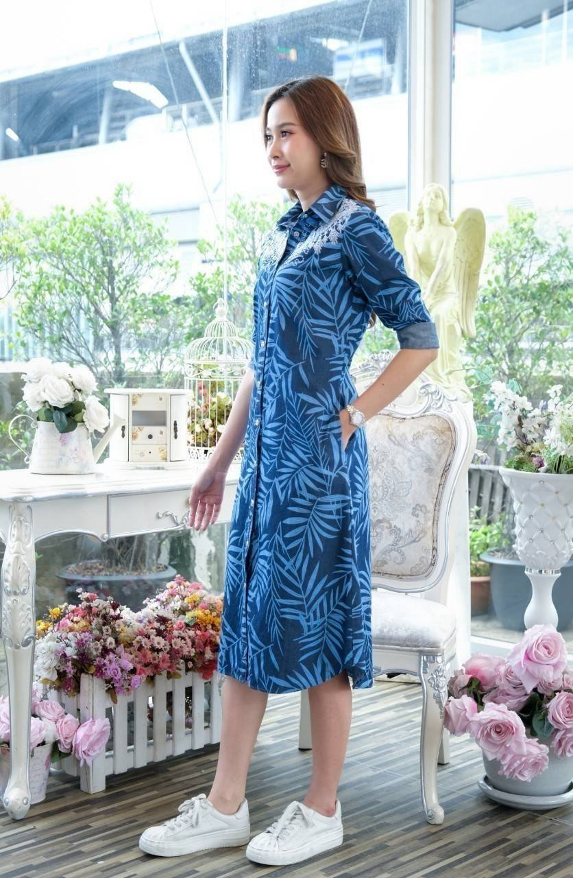 ชุดยีนส์ #8845 เดรสยีนส์พิมพ์ลายสวยแต่งงานฉลุสวยหรูทั้งด้านหน้า ผ้ายีนส์แท้เนื้อนิ่ม ใส่สบาย แบบสวยใส่ได้หลายโอกาส