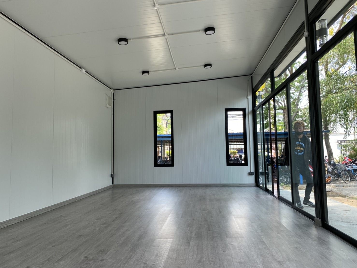 บ้านสำเร็จรูป บ้านน็อคดาวน์ สร้างออฟฟิศ ขนาด4.00x8.00 เมตร