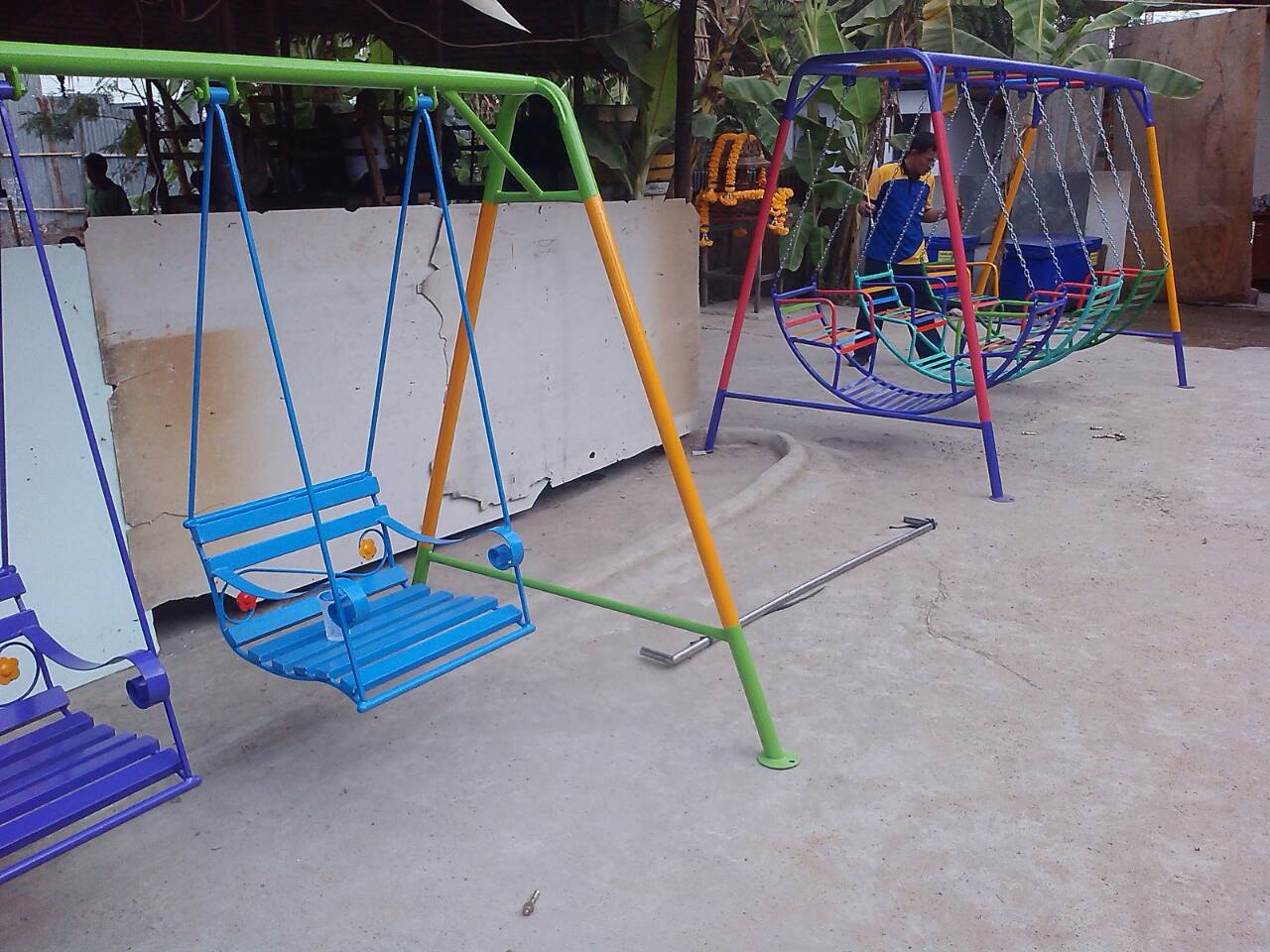 รหัส PG ผลงานติดตั้ง (ตลาด อ.ต.ก.จตุจักร กทม.) เครื่องออกกำลังกายเด็ก