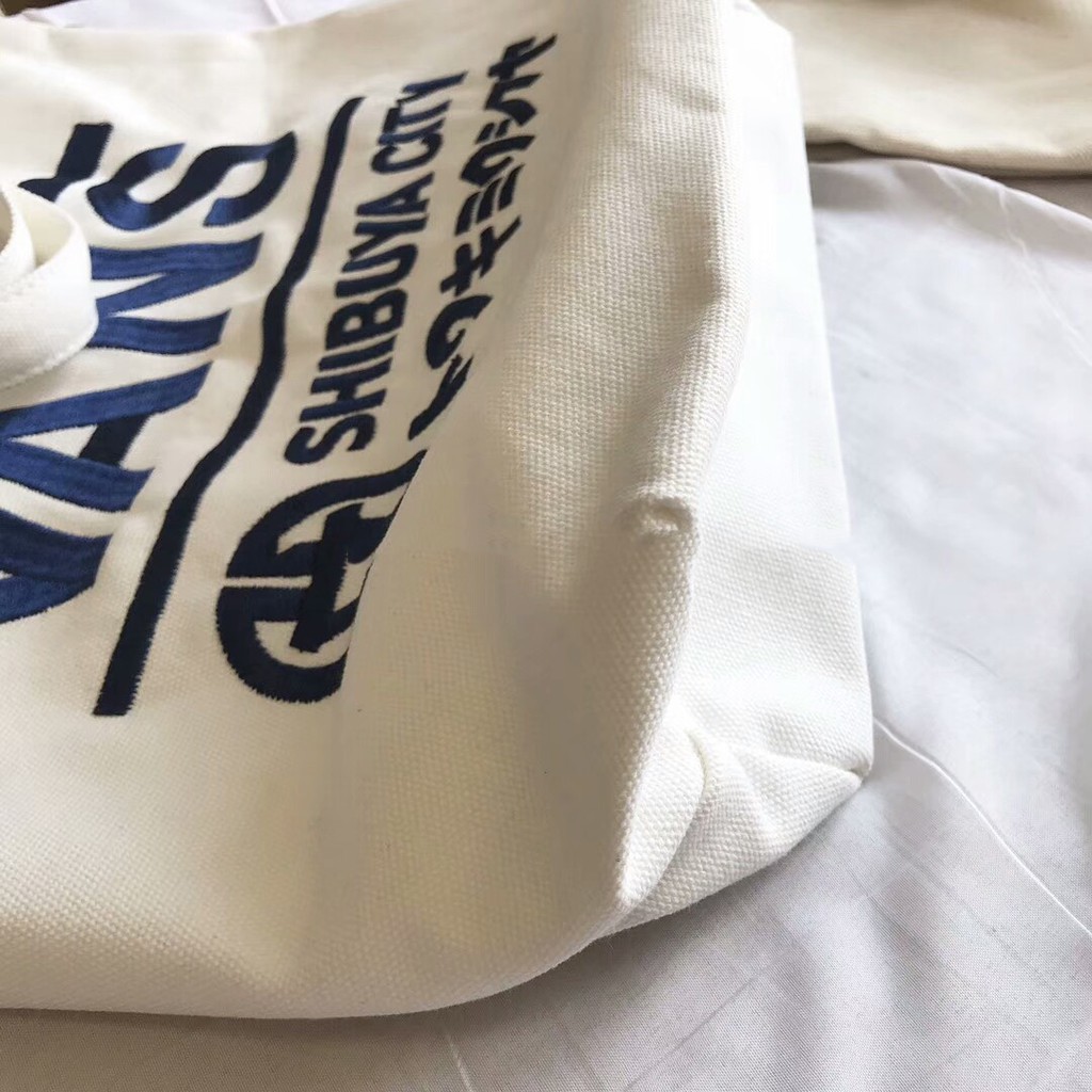 กระเป๋าผ้าสะพายข้าง Vans - Shibuya Tote Bag รุ่นพิเศษจากญี่ปุ่น ของใหม่ ของแท้ พร้อมส่ง
