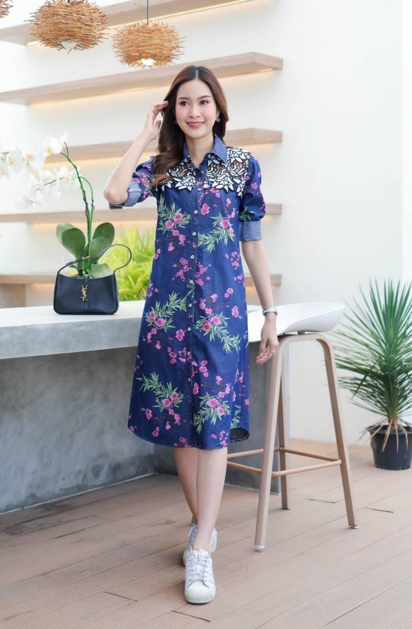 ชุดยีนส์ #8836-3 เดรสยีนส์พิมพ์ลายดอกไม้แต่งงานฉลุสวยหรูด้านหน้า ผ้ายีนส์แท้เนื้อนิ่ม ใส่สบาย แบบสวยใส่ได้หลายโอกาส