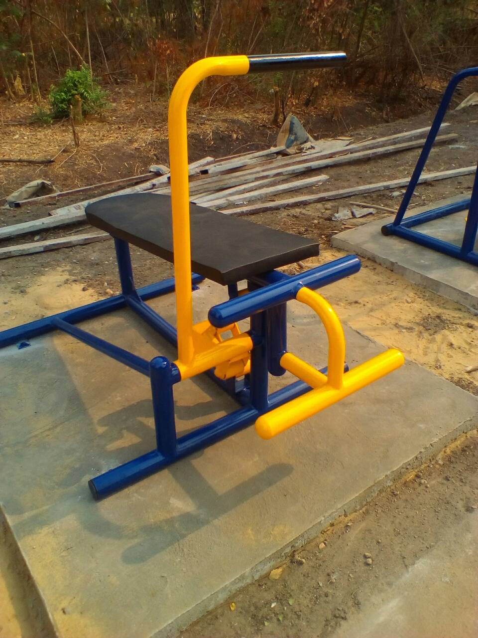 รหัส SM ผลงานติดตั้ง (สระบุรี) เครื่องออกกำลังกายกลางแจ้ง