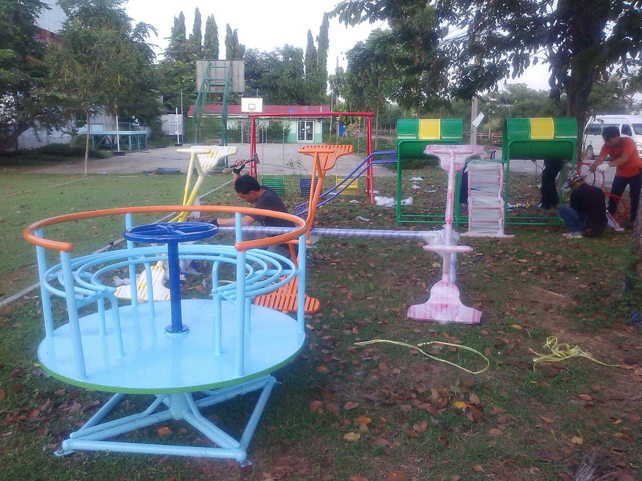 รหัส PG ผลงานติดตั้ง (หมู่บ้านสุชา-บางบัวทอง จ.นนทบุรี) เครื่องเล่นสนามกลางแจ้งสำหรับเด็ก