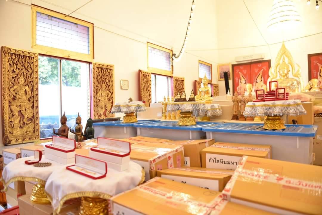 สมเด็จองค์ปฐมปางพระนิพพาน วัดท่าซุง ปี 67 (เลี่ยมกันน้ำ)