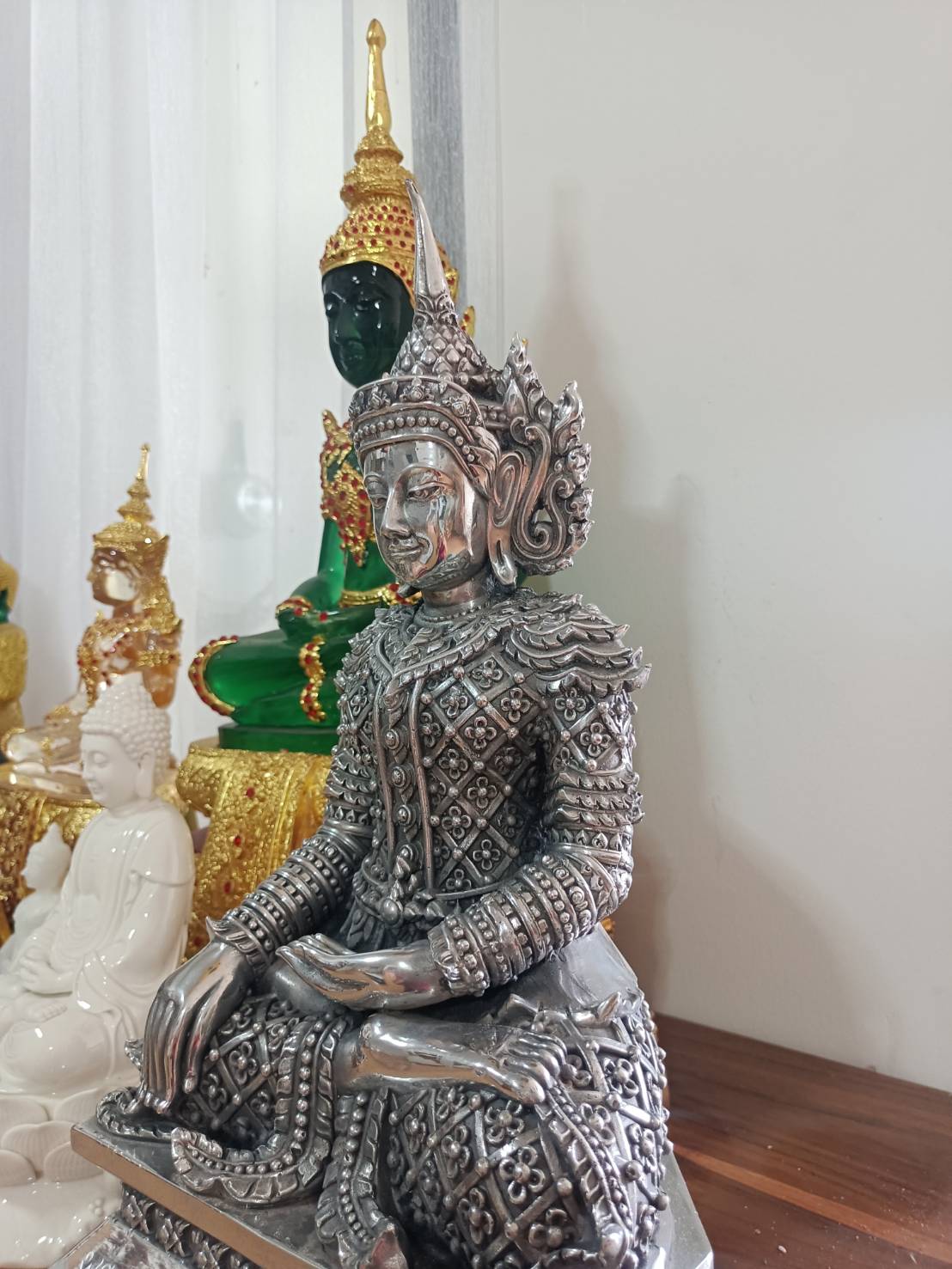 พระพุทธอิทธิคุณบุญพินิมมิต รุ่น 1 (องค์นำฤกษ์ เนื้อเงินยวง) ขนาด 9 นิ้ว No.๑๒ ลพ.เล็ก พอจ.พันแสง วัดศิลาวาส