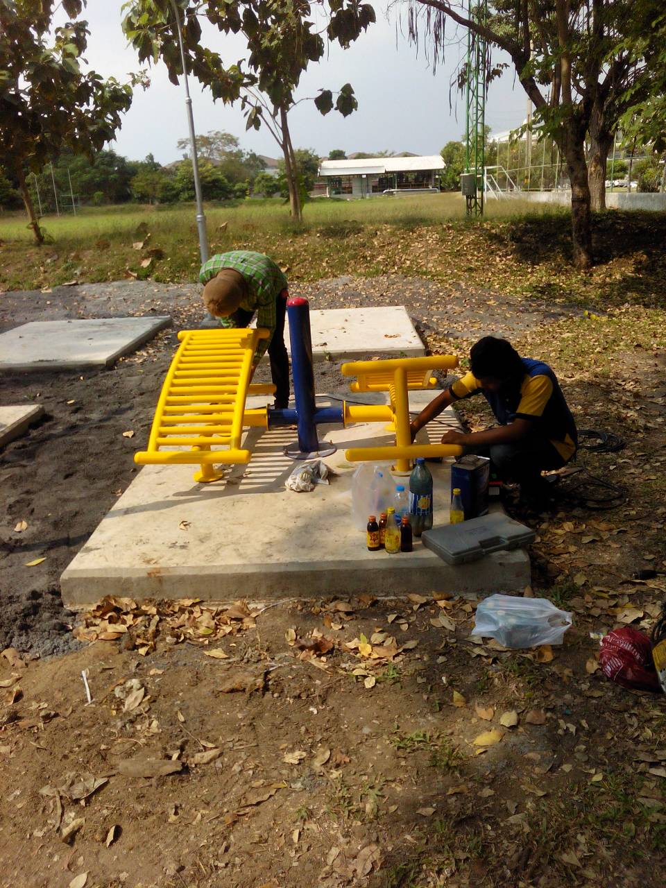 เครื่องออกกำลังกายกลางแจ้งดาวคะนอง