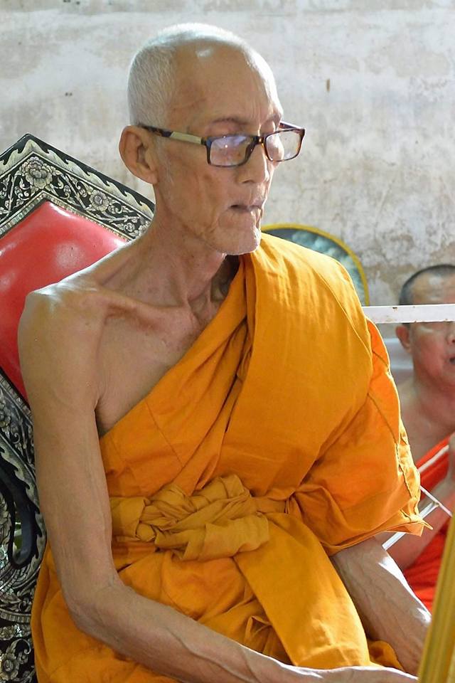 หนุมานหน้ากระบี่ไม้พุดซ้อน รุ่น บูรณะอุโบสถ วัดอินทาราม ปี 59