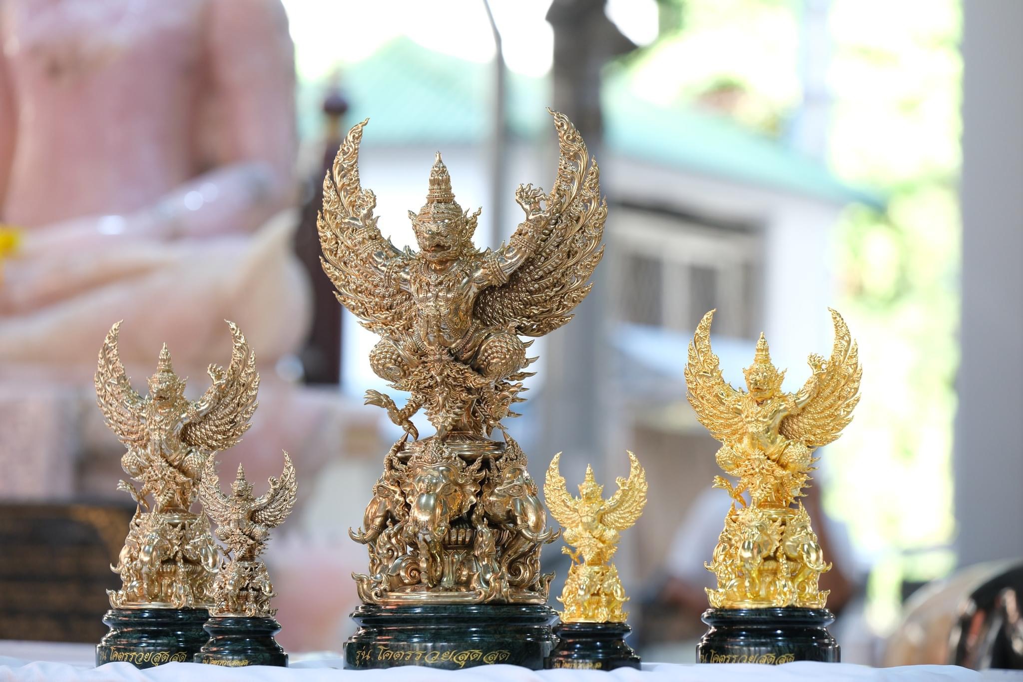 พญาครุฑขนาดบูชา 5 นิ้ว บรอนซ์ รุ่น โคตรรวยสุดสุด หลวงพ่อวราห์ วัดโพธิทอง