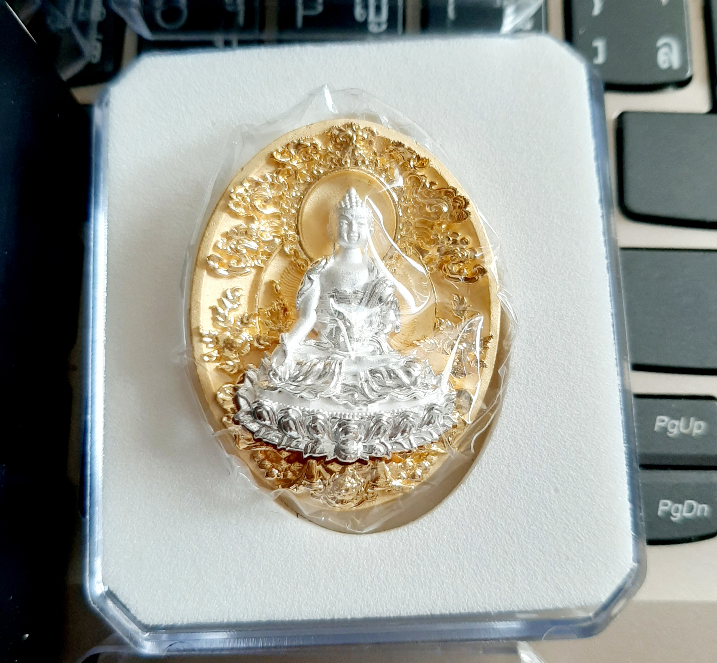 พระไภษัชยคุรุพระพุทธเจ้า กะไหล่ทองชุบเงิน วัดแม่ทราย จ.แพร่ ลพ.เล็ก ร่วมเสก