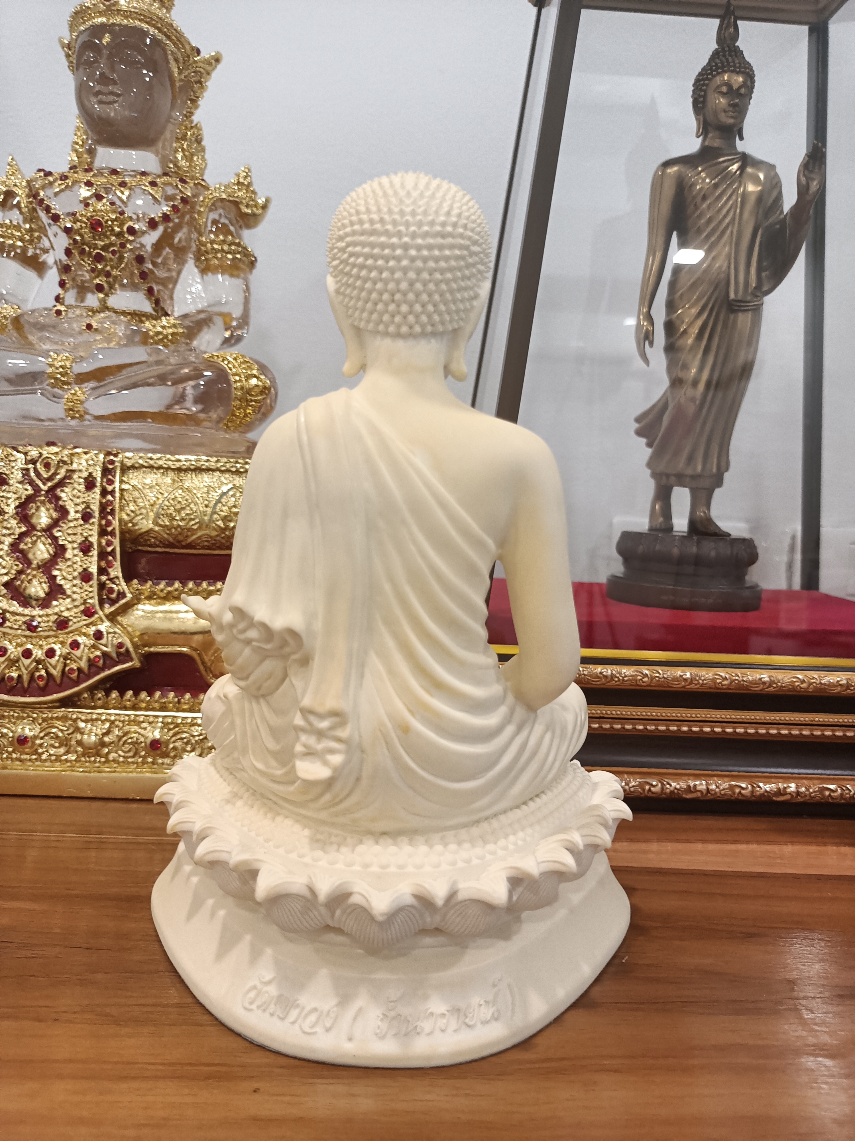 พระบูชาปัจเจกพุทธเจ้า 5 นิ้วเนื้อเรซิ่น รุ่น ปาฏิหารย์ วัดเขาวง ปี 56 สุดยอดพิธีการ