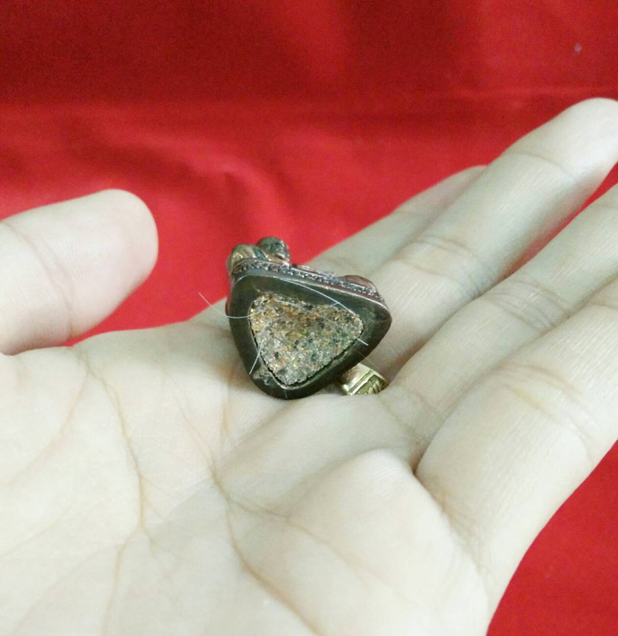 รูปหล่อลอยองค์หลวงปู่วาส (นวโลหะ) ลต.วาส วัดสะพานสูง ฐานอุดเกศา