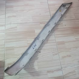 คิ้วกันชนหลัง ฝั่งขวา มือสอง Benz W203 A2038852021 ขายตามสภาพ