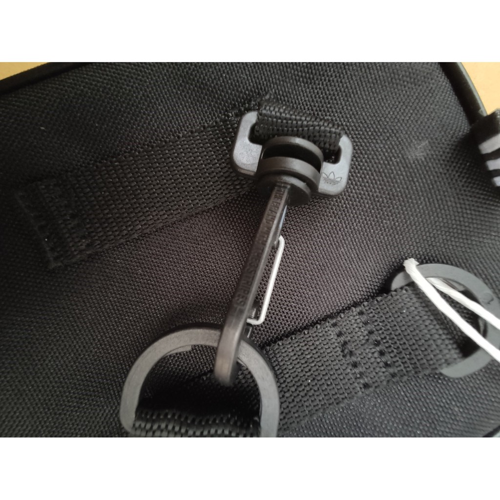 กระเป๋าสะพายข้าง Adidas Trefoil Festival Bag Crossbody ของแท้ พร้อมส่งจากไทย