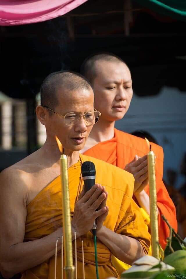 เหรียญครูบาธรรมชัย ปี 55 พระอาจารย์เอ บ้านสุมโน