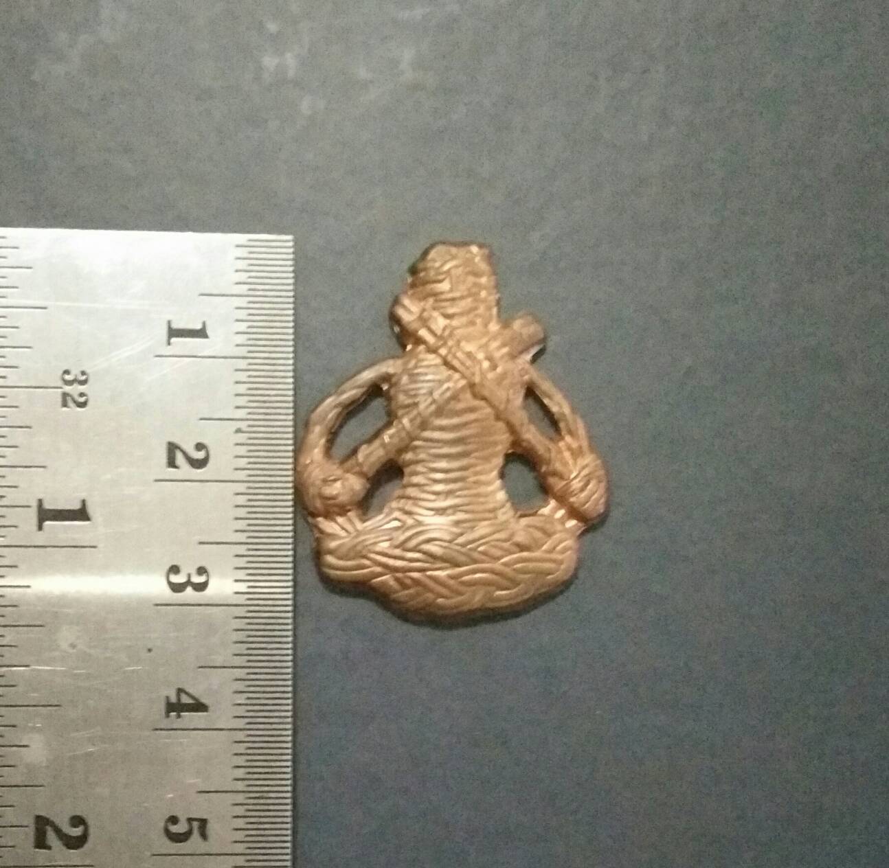 หุ่นพยนต์เนื้อทองแดงปั้ม รุ่นแรก(ไตรมาส59) No.379 มีจาร อ.ปี่ สมานแจ้งเจริญ