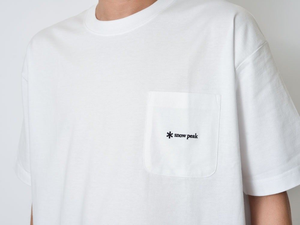 เสื้อโอเวอร์ไซส์ Snow Peak Embrace T-Shirt ของแท้ ของใหม่ พร้อมส่ง เสื้อเดินป่า