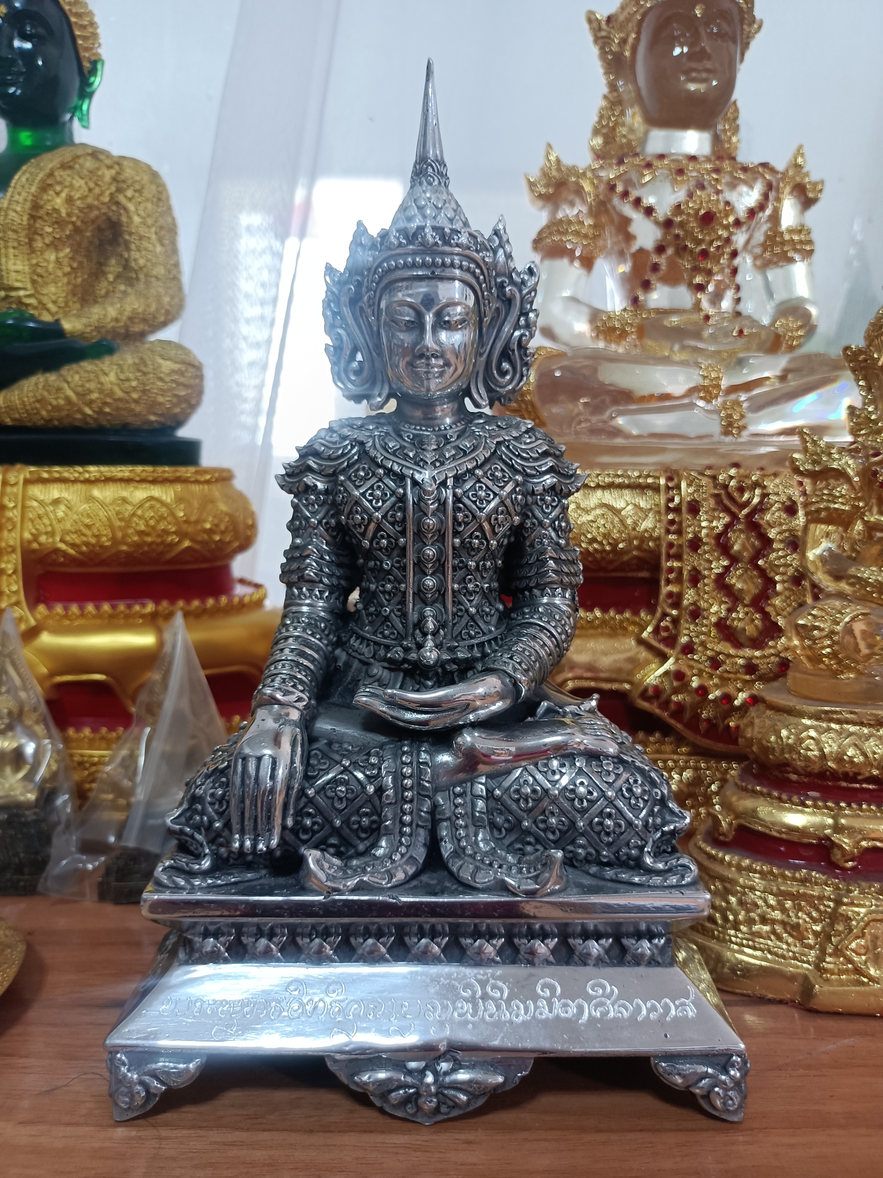 พระพุทธอิทธิคุณบุญพินิมมิต รุ่น 1 (องค์นำฤกษ์ เนื้อเงินยวง) ขนาด 5 นิ้ว No.๑๒ ลพ.เล็ก พอจ.พันแสง วัดศิลาวาส