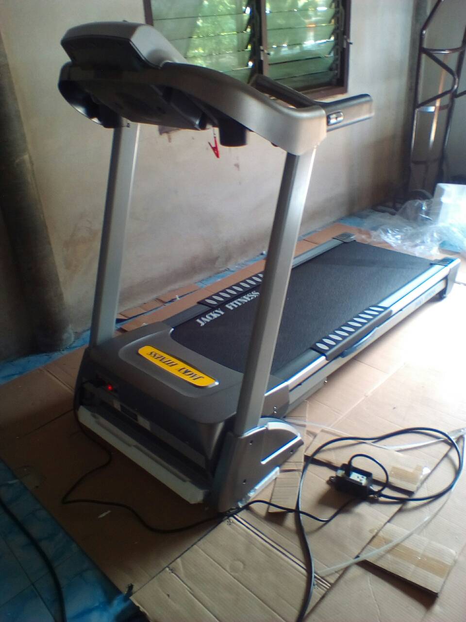 รหัส IND ผลงานติดตั้ง (ปากเกร็ด) เครื่องออกกำลังกายฟิตเนสในร่ม