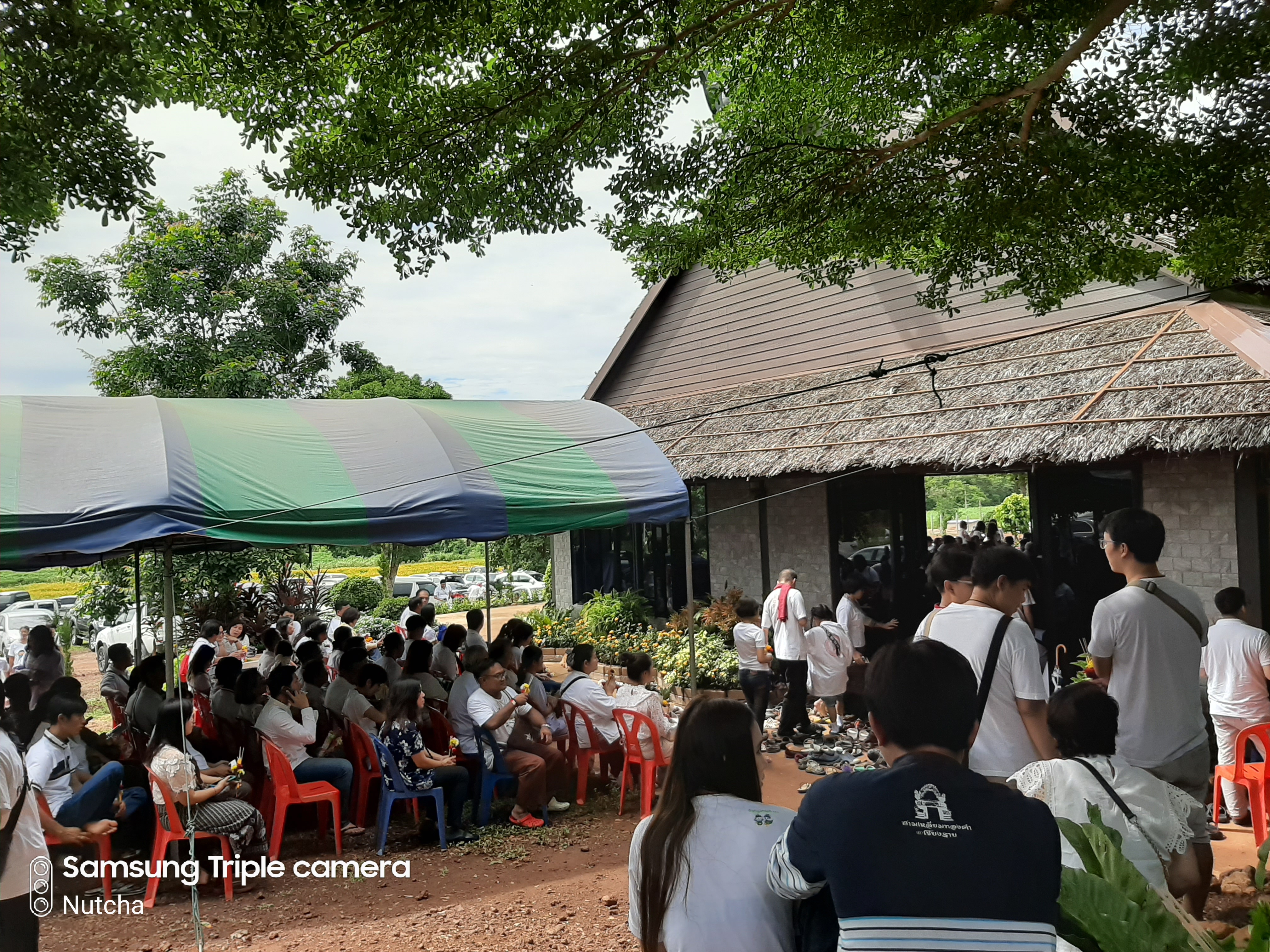 ผ้ายันต์ 2 หน้า (ไตรรัตนจักรชัยสิทธิ์ หลังเกราะเพชร) ที่ระลึกงานพิธีเป่ายันต์ 4 ยันต์ ลพ.เอก