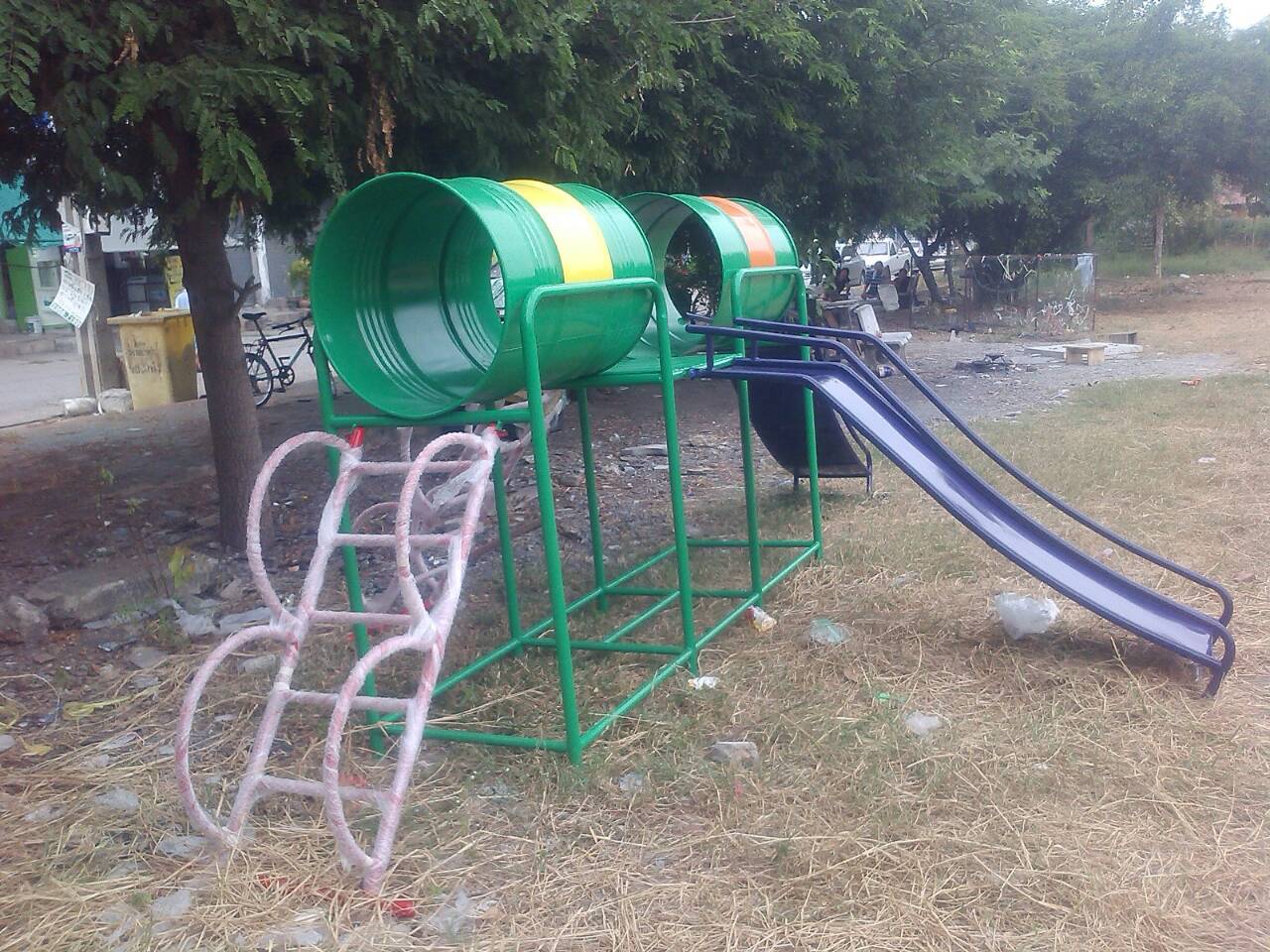 รหัส PG ผลงานติดตั้ง (หมู่บ้านนครปาร์ควิลล์ จ.นนทบุรี) เครื่องเล่นสนามกลางแจ้งสำหรับเด็ก