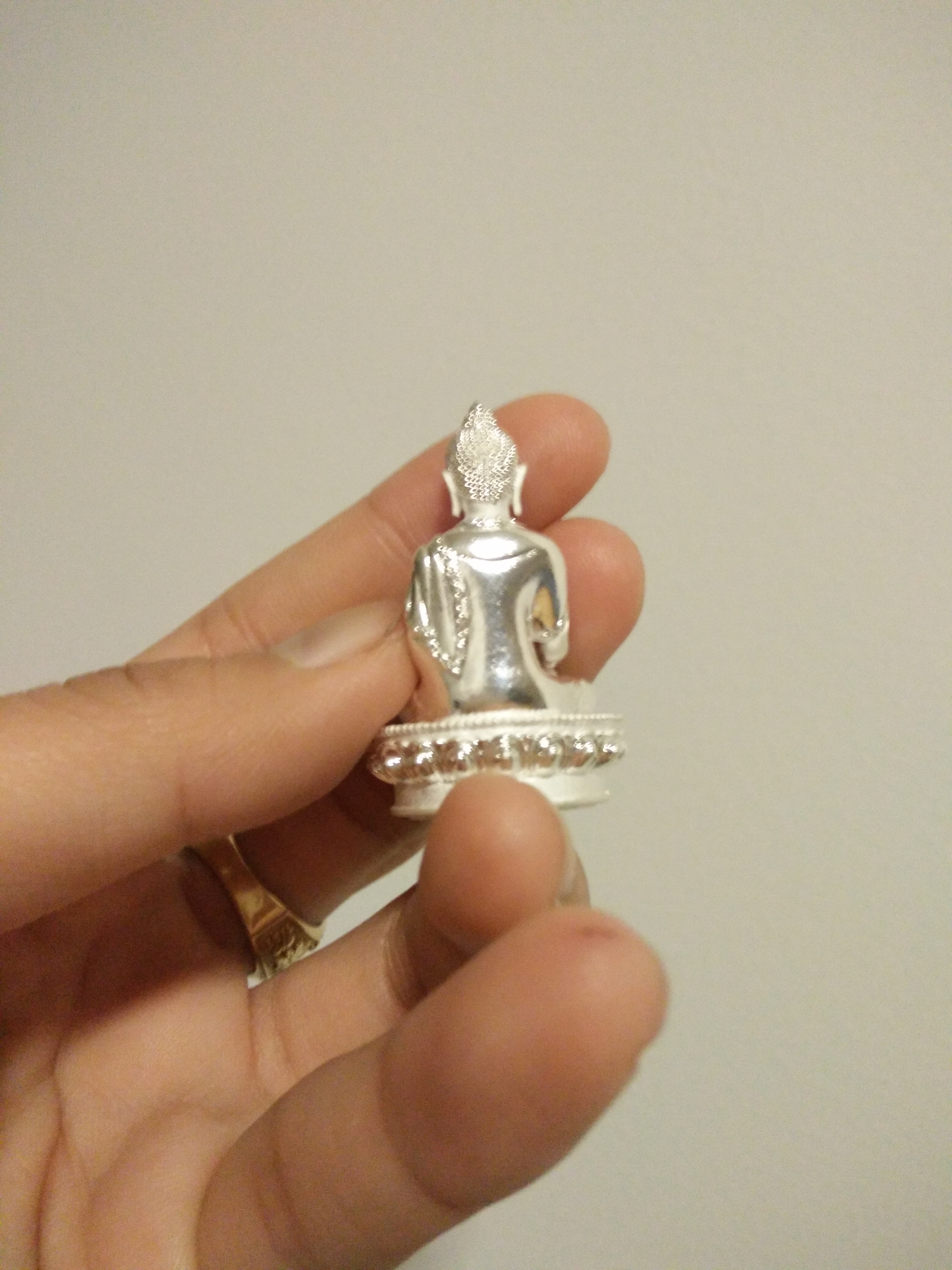 พระกริ่งปลดหนี้ไทย - เนปาล มวลสารมหาสะท้อน