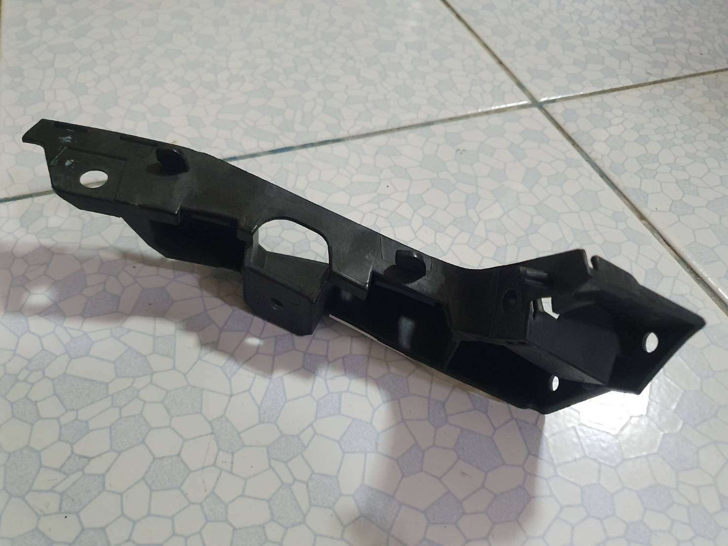ขายึดกันชนหน้าด้านซ้าย BMW X3 E83 Front Left Bumper Bracket 51113400919 อะไหล่แท้