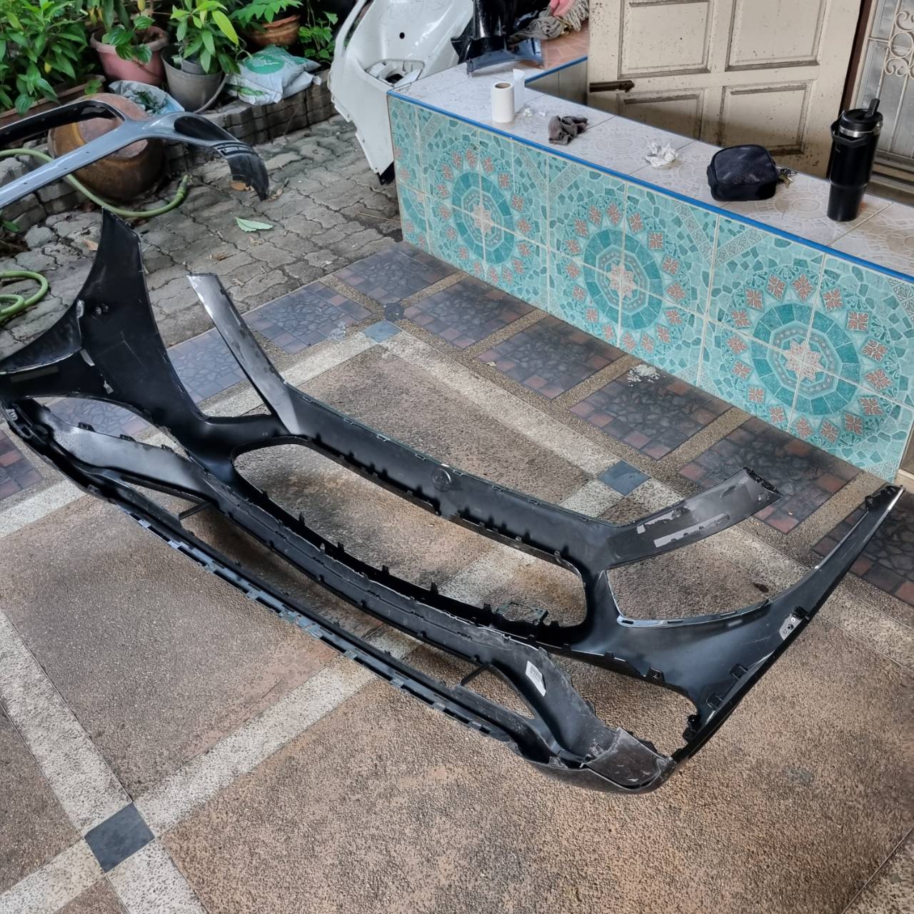 กันชนหน้า Mercedes Benz CLS A 257 885 88 03 ขายตามสภาพครับ