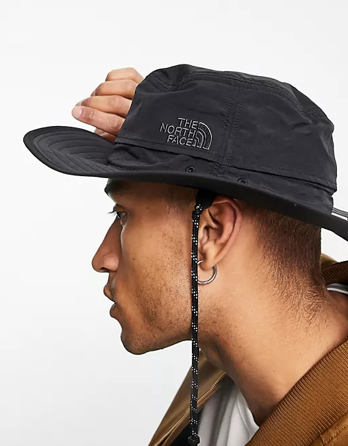 หมวกเดินป่า The North Face Summer Hat ผ้า Sympatex กันน้ำ 100 % ของใหม่ ของแท้ พร้อมส่งจากไทย หมวกกันน้ำ หมวกปีกกว้าง