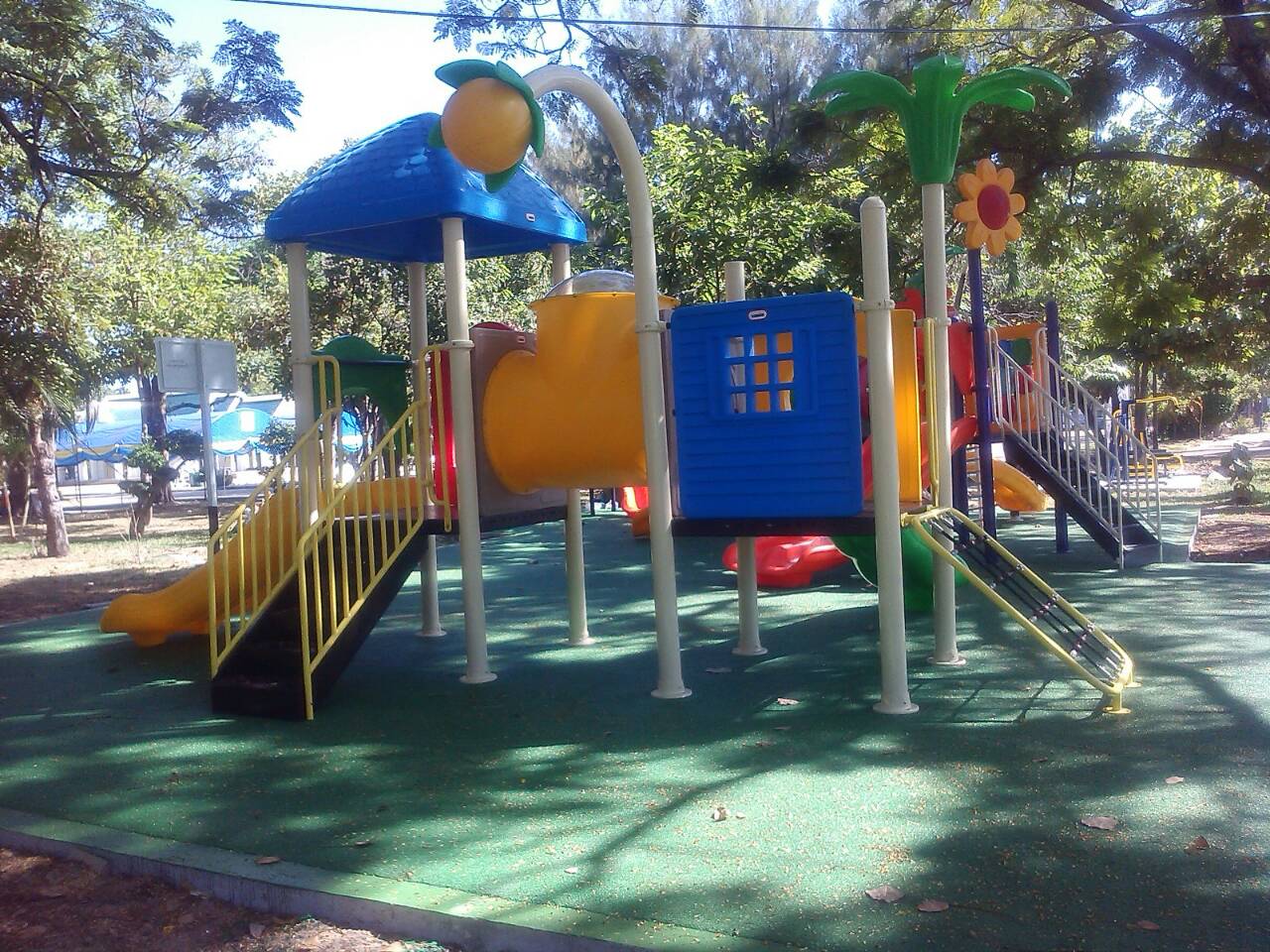 เครื่องออกกำลังกายกลางแจ้งสุโขทัย