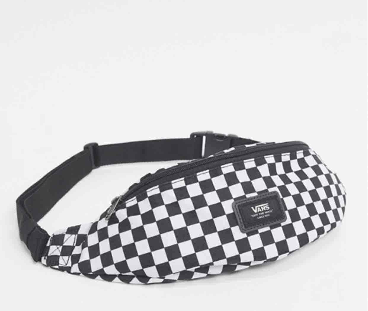 กระเป๋าสะพายข้าง Vans Mini Ward Crossbody Bag ของแท้ ใหม่ล่าสุด พร้อมส่งจากไทย