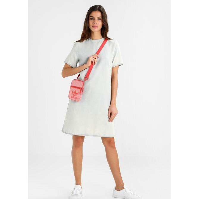 กระเป๋าสะพายข้าง Adidas Trefoil Festival Bag Crossbody ของแท้ พร้อมส่งจากไทย