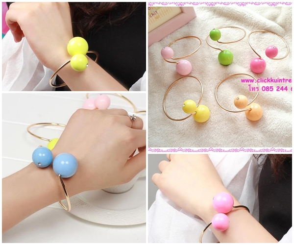 *ล้างสต็อก*กำไลข้อมือ แบบเหล็กสีทอง ปลายติดลูกปัดสีๆเล็ก/ใหญ่ ขายส่ง เซต 10 ชิ้น