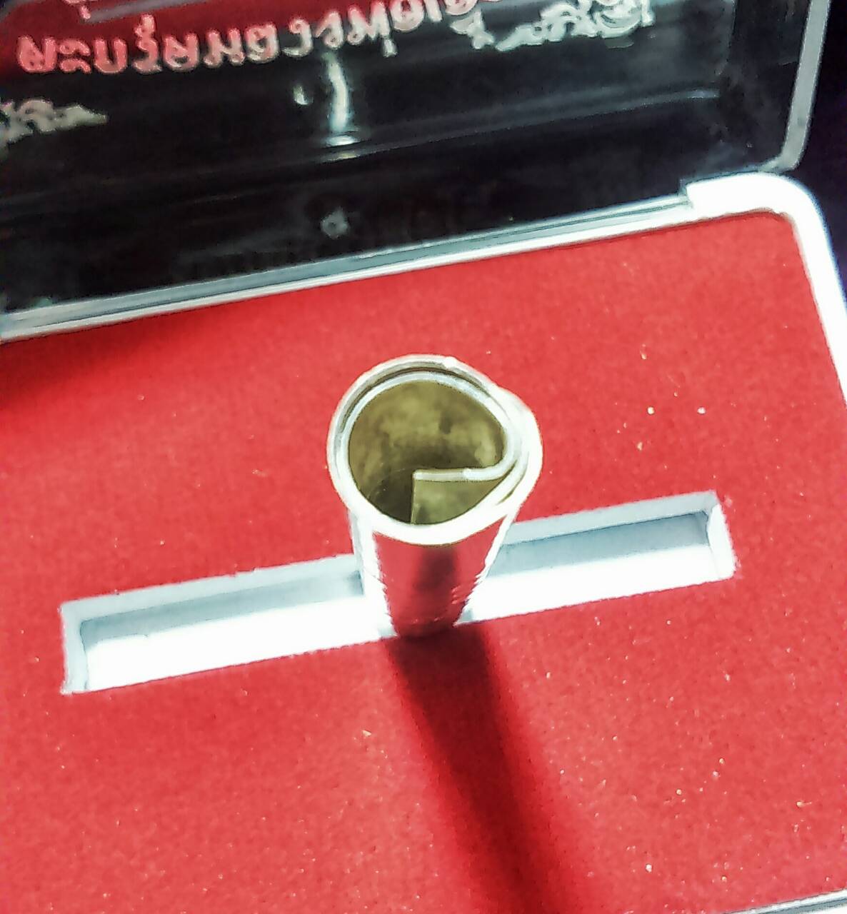 ตะกรุดเนื้อเงินรุ่นแรก ลพ.เอื้อนวัดวังแดงใต้ No.970 รุ่น พุทธคุณ